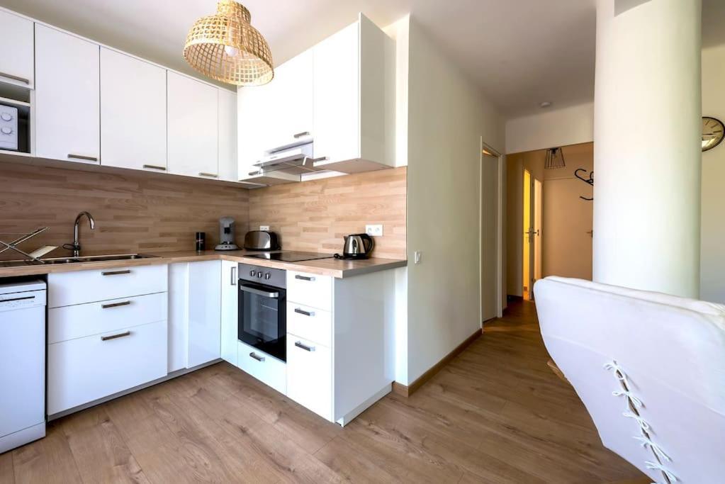 L'Azur 15'Plage 10'Port 5'Train Clim Wifi Pkg Apartment Toulon Luaran gambar
