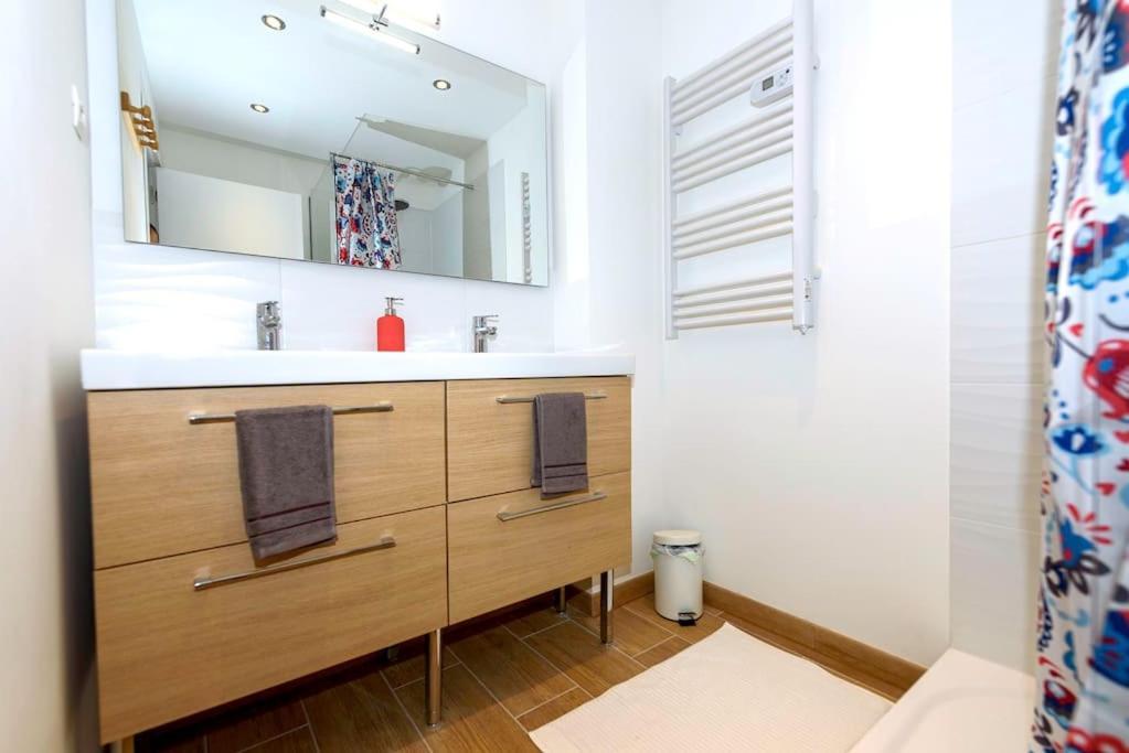 L'Azur 15'Plage 10'Port 5'Train Clim Wifi Pkg Apartment Toulon Luaran gambar